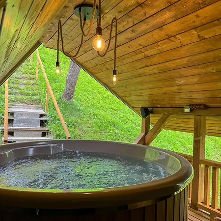 بيت خشبي Pod Kopcom *