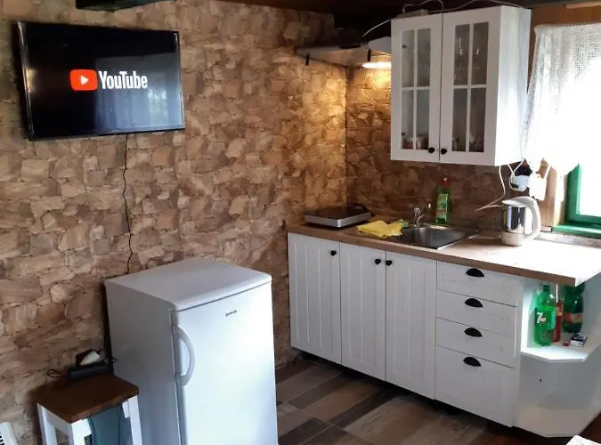 Pod Kopcom Alojamento de Turismo Selvagem Starina