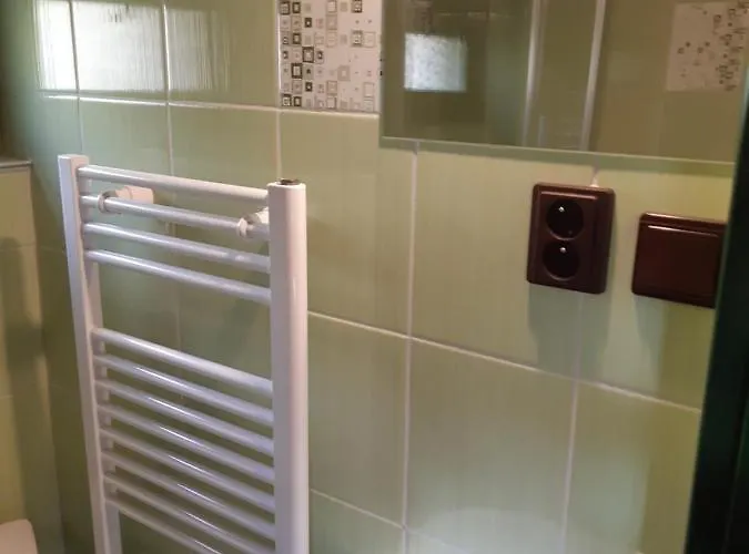 Pod Kopcom Alojamento de Turismo Selvagem Starina